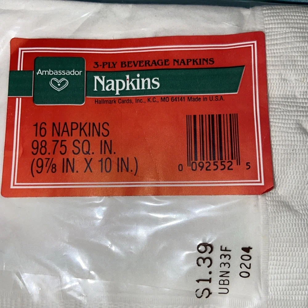 Vintage Hallmark Snoopy Christmas Napkins NOS Ambassador Woodstock USA‎ 16ct